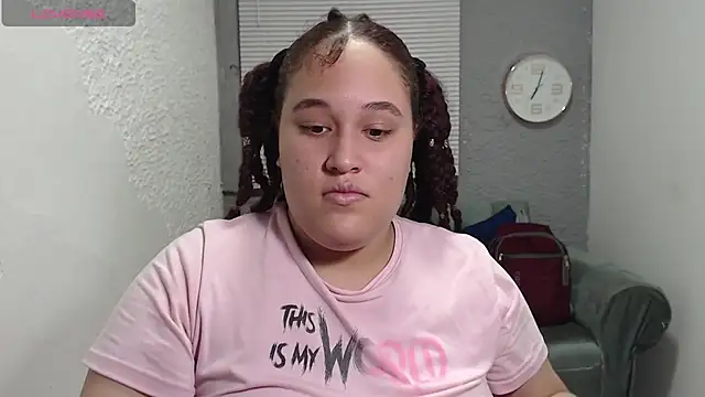 leilasosexy online show from July 6, 3:03 pm
