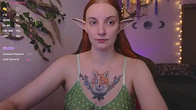 Elfie Agatha online show from July 30, 8:15 am