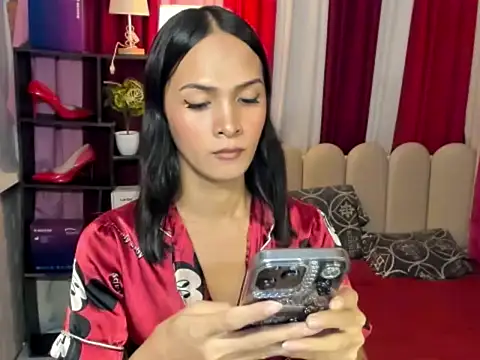 XxBeautyxX online show from June 15, 7:41 am