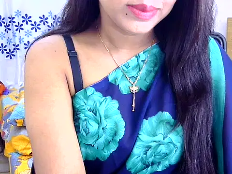 Noor Zarin27 online show from July 25, 2:18 am
