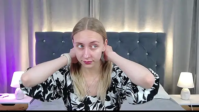 LirienVexx online show from July 29, 4:12 am