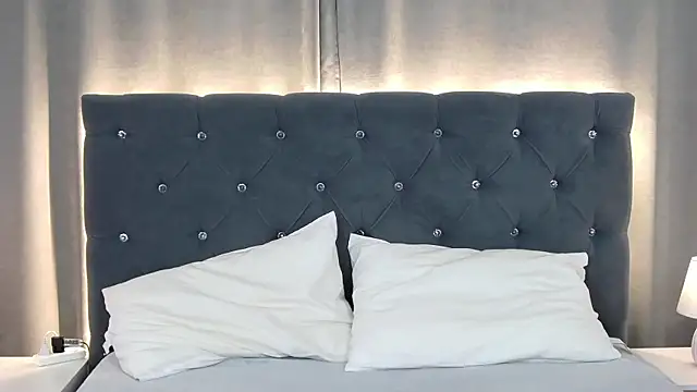 LirienVexx online show from July 10, 4:24 am