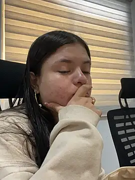 Camila Duarte 2 online show from July 2, 1:28 pm