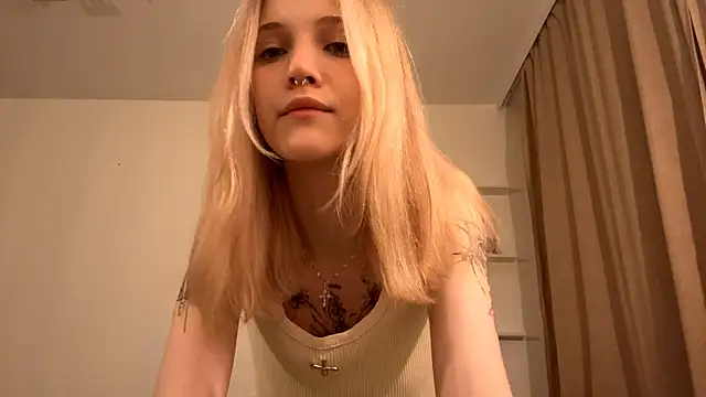 MandiKnife online show from July 19, 1:35 pm