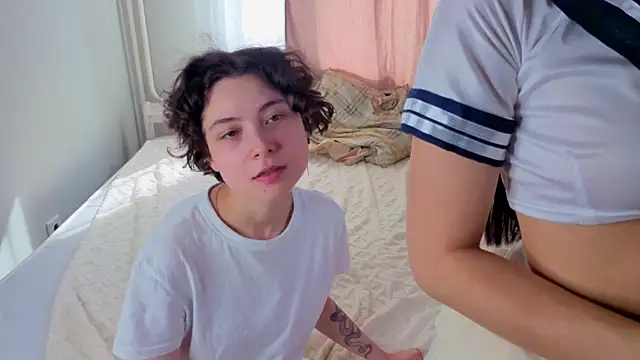 MicaelaLovella online show from June 24, 3:16 am