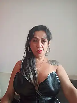 awezomepenelope online show from June 7, 6:26 pm