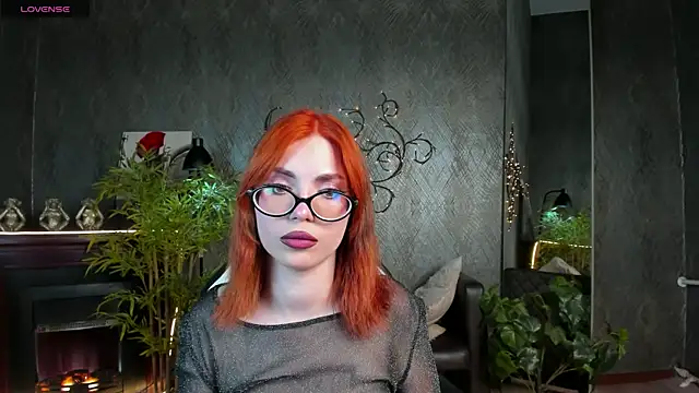 Velvet  Kiss online show from July 14, 8:35 pm