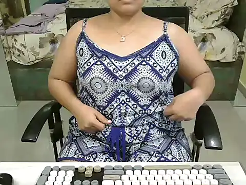 sexy shanaya  online show from July 27, 2:03 pm