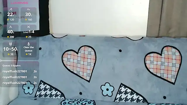 Ebonypetty001 online show from July 28, 3:21 pm