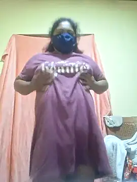 RosiBaby S online show from August 2, 4:10 pm