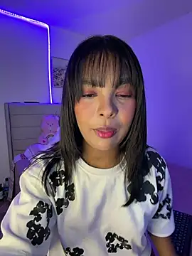 MIAROGERSSS online show from July 6, 6:29 am