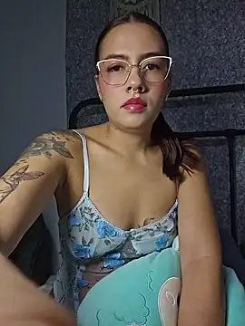 mile latina online show from July 30, 8:15 am