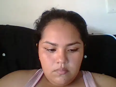 MiaBloom0 online show from July 28, 6:20 pm