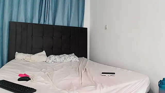 Sweet But Naughty online show from July 7, 8:29 am