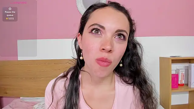 AshleyBenoitt online show from July 29, 8:53 pm