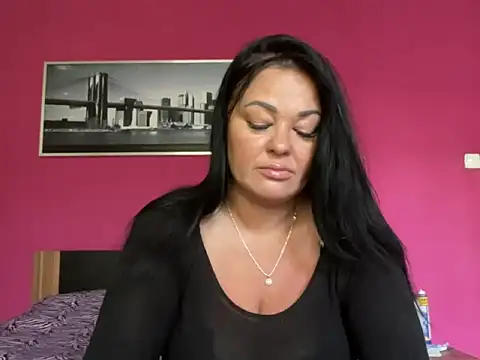 SecretLia69 online show from June 12, 6:54 am