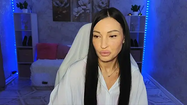 NikoleMills online show from July 21, 5:08 am