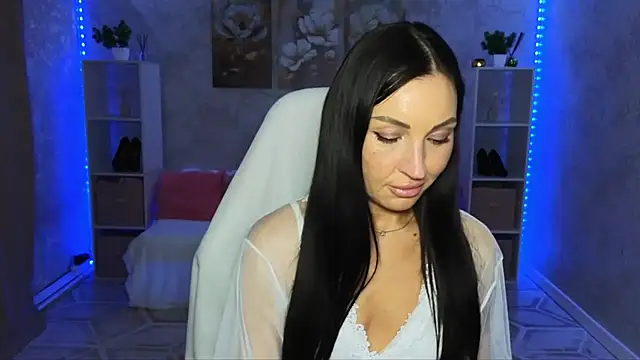 NikoleMills online show from July 27, 2:03 pm