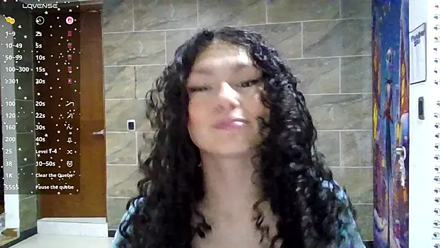 Diamond Curls online show from July 29, 3:56 pm