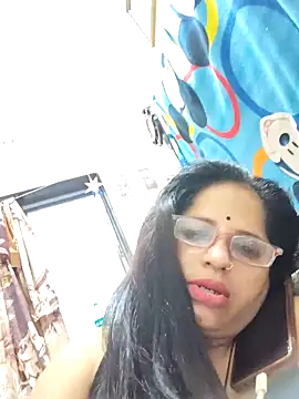 SWEETY01990 online show from July 14, 1:05 pm