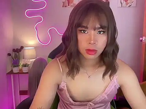 Horny HoneyX online show from June 13, 10:56 am
