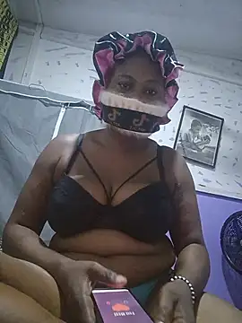 creamiepie01 online show from July 27, 12:29 am