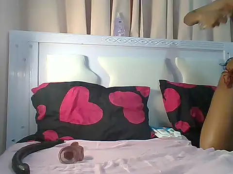 fierycaramell online show from June 18, 12:32 pm