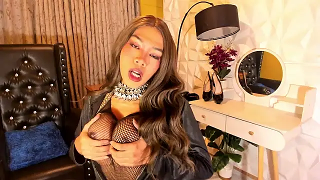 sexylicious scarletxx online show from June 19, 6:11 pm