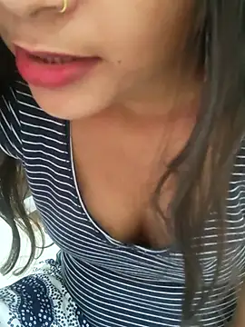 Riya5677 online show from July 16, 10:42 am