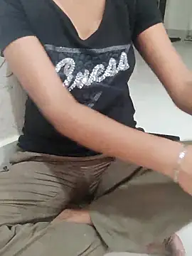 Riya5677 online show from June 16, 4:13 am