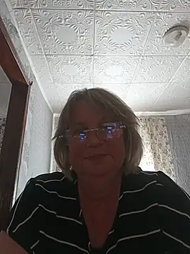 MilashkaCutie50 online show from July 7, 6:47 am