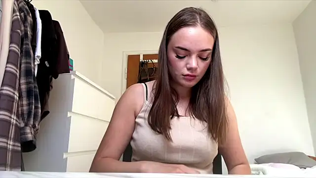 beautifulMira online show from June 18, 7:21 am