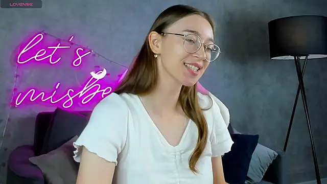 Lucy Green online show from July 2, 3:23 am