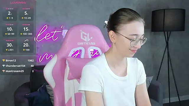 Lucy Green online show from July 24, 2:09 am
