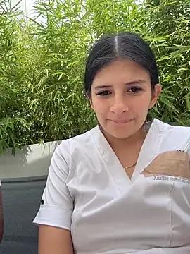 Mia Alanna online show from June 28, 7:20 pm