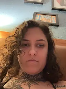 snowflakee69 online show from July 25, 4:08 am