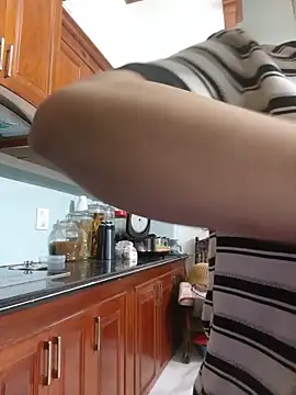 Bigtitss99 online show from June 18, 11:15 am