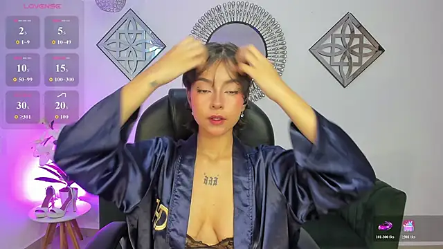 Honeyy Taylor online show from June 27, 12:22 pm