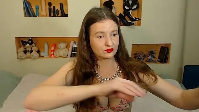 ChloeBrooklyn online show from August 6, 11:28 am