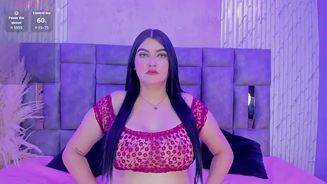 isa gonzalez online show from July 13, 8:31 pm