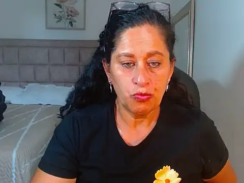juanitaaxoox online show from July 23, 4:15 pm