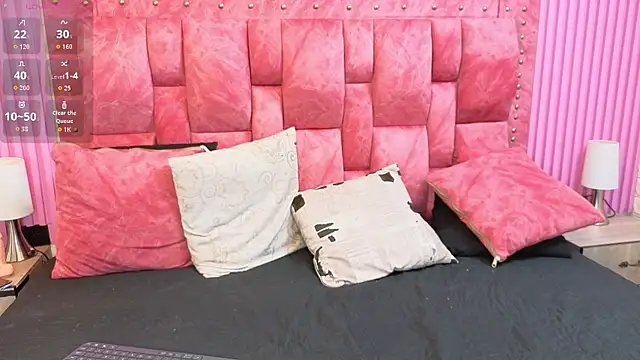 sofiagold92 online show from July 8, 7:32 am