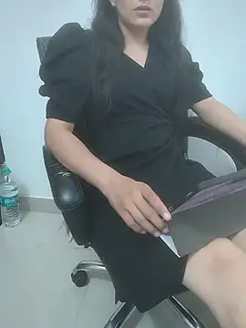 sushmita0 online show from July 28, 7:39 pm
