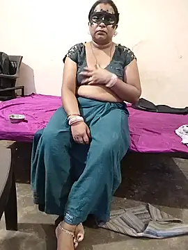 Bhabhiannuxxx online show from July 27, 2:52 am