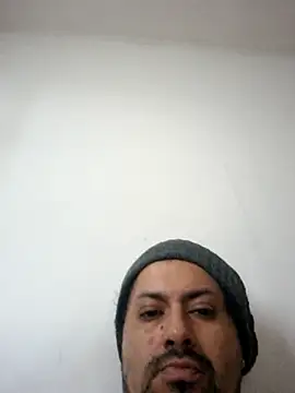 Fuegolatino-69 online show from July 21, 8:42 pm