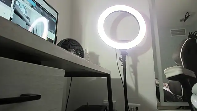 Alicia shadow online show from July 16, 12:32 pm