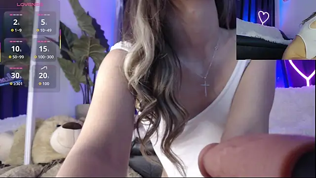 Quinn Ivy online show from July 25, 8:16 pm