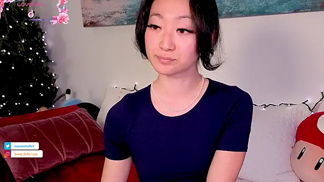 MySweetSofie online show from December 13, 9:54 pm