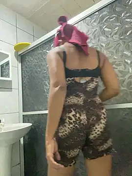 brunadias  online show from July 20, 4:52 pm
