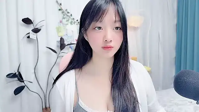 Winnie666999 online show from August 4, 11:38 am